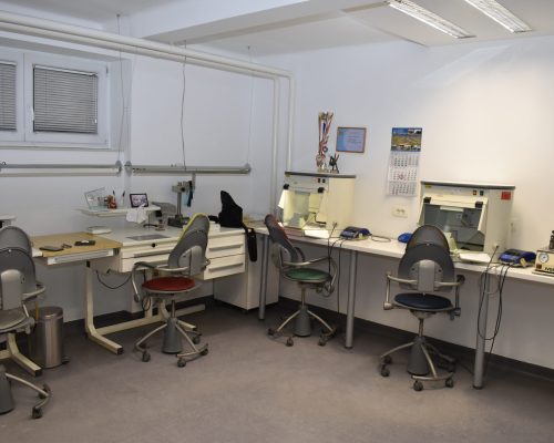 cesko lab oprema